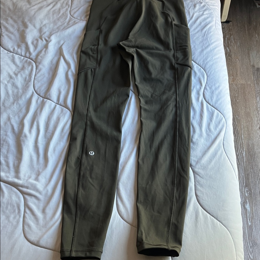 lululemon Like New Women’s Dark Green Cargo Leggings High Waist - Picture 2 of 4